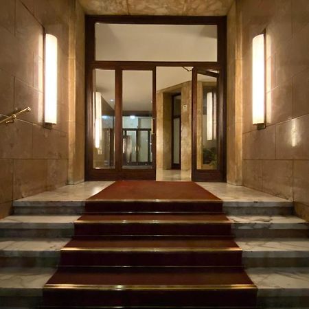 Bnb Capital Milano Central Station - Red Exterior photo